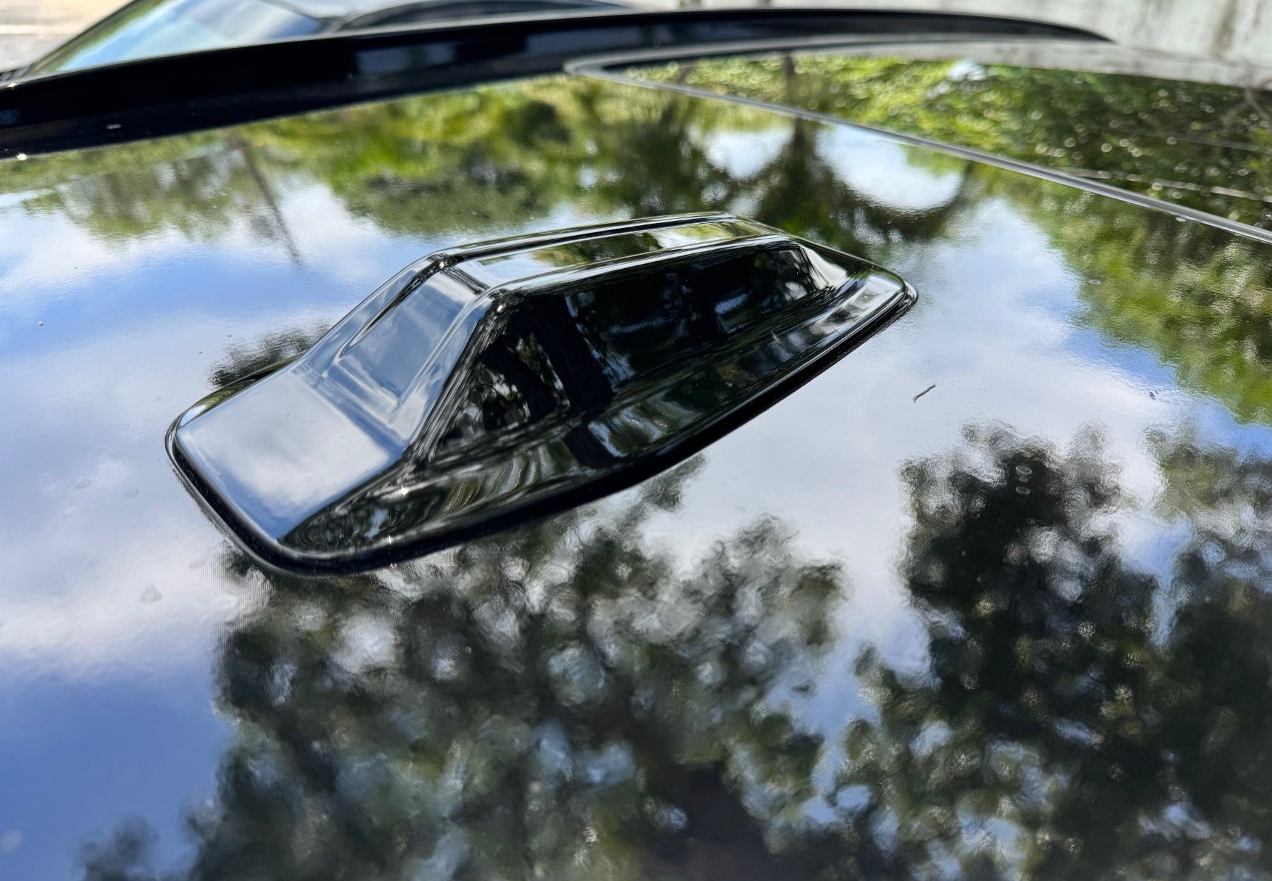 Gloss Black Flat Shark Fin Cover